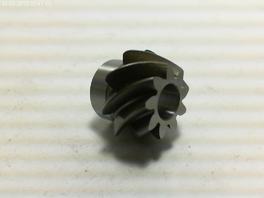 Шестерня Makita 9566