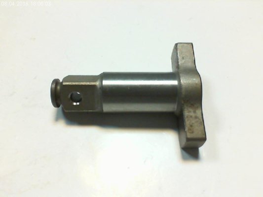 Боёк Makita