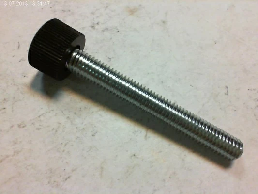 Винт M10x77 Makita 3612 С