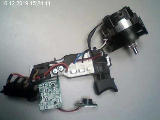 Двигун з вимикачем DeWALT DCD791