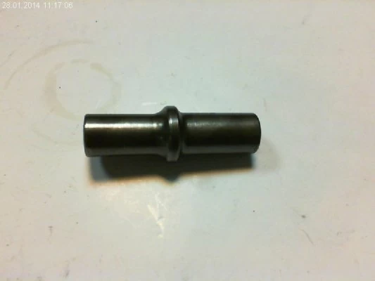 Боек Makita HR 2610
