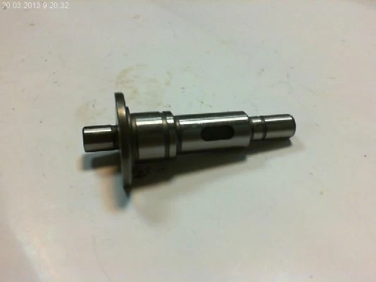 Кривошип Makita HR2800