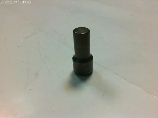 Боёк Makita