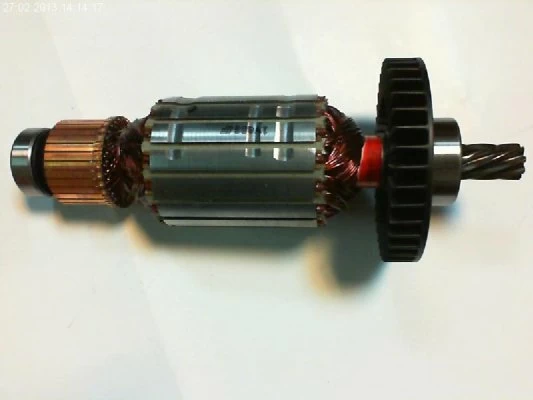 Якорь Makita MT240 /MLC140