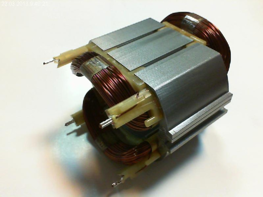 Статор Makita HR4011C