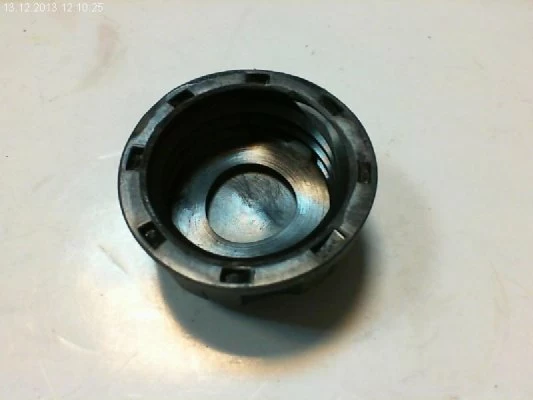 Кришка маслобака Makita UC4020