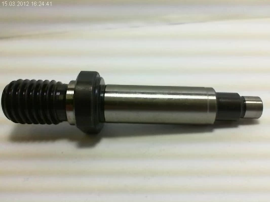Шпиндель Makita 9562,9565,9566