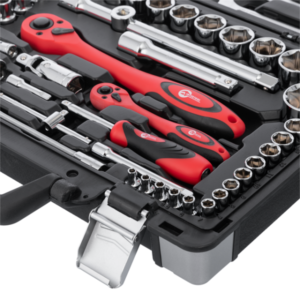 Набір інструментів, проф., 1/2" + 1/4", 61 од., головки: 4-32 мм, ключі: 8-19 мм, кейс INTERTOOL ET-6061