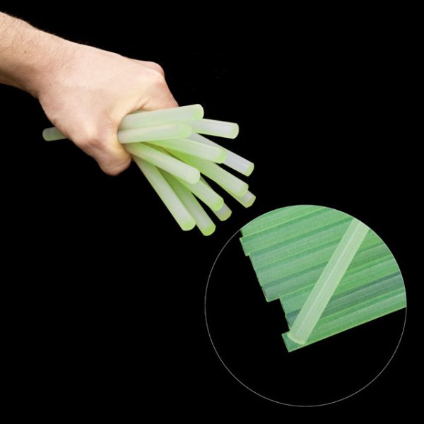 Комплект клейових стрижнів флуоресцентних, 11,2×200 мм, 12 шт. INTERTOOL RT-1038