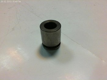 Боёк Makita