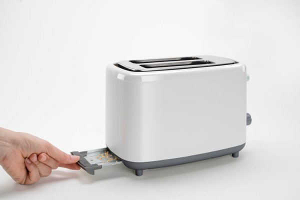 Тостер BLACK+DECKER BXTO820E