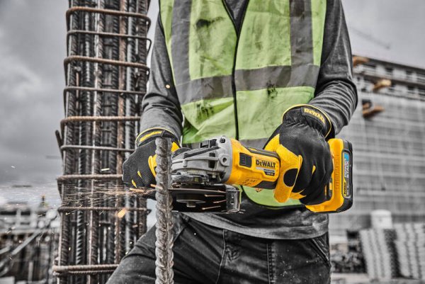 Шліфмашина кутова - болгарка акумуляторна безщіткова DeWALT DCG405H2T