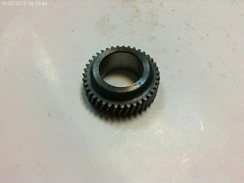 Шестерня Makita 9046