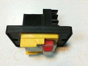 Магнитный выключатель Makita MLT 100
