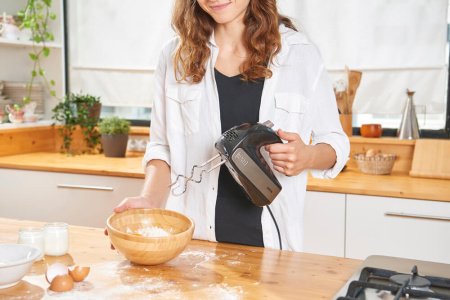 Ручний міксер BLACK+DECKER BXMX500E