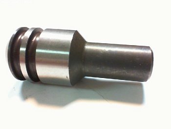 Боек Makita HR4000