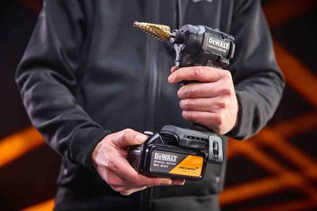Шурупокрут ударний McLaren F1 TEAM SPECIAL EDITION DeWALT DCF86MP1T