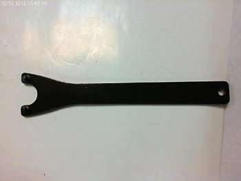 Ключ Makita 9020