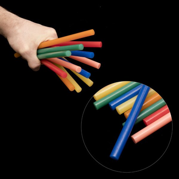 Комплект клейових стрижнів кольорових, 11,2×200 мм, 12 шт. INTERTOOL RT-1028