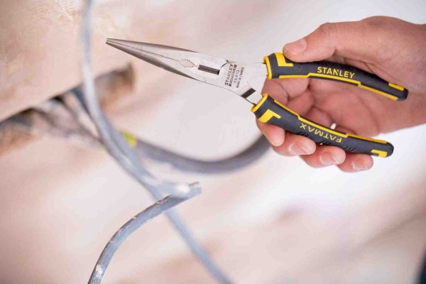 Плоскогубці FatMax® довжиною 200 мм з подовженими напівкруглими губками STANLEY 0-89-870