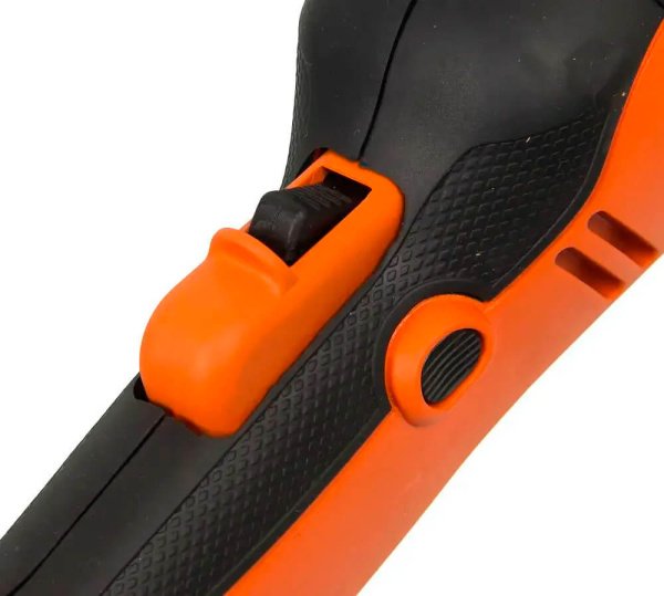 Шліфмашина кутова - болгарка мережева BLACK+DECKER KG1202