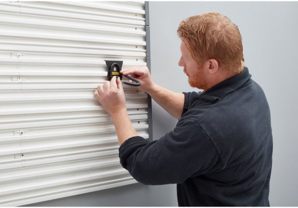 Гачок велосипедний вертикальний для підвісної системи зберігання STANLEY STST82616-1