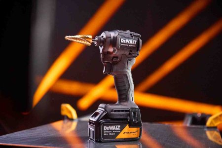 Шурупокрут ударний McLaren F1 TEAM SPECIAL EDITION DeWALT DCF86MP1T