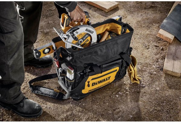 Сумка для інструмента закритого типу системи PRO 20 DeWALT DWST60104-1
