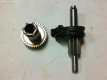 Вал-шестерня Bosch GBH2-24D