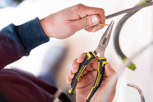 Плоскогубці FatMax® довжиною 160 мм з подовженими губками STANLEY 0-89-869
