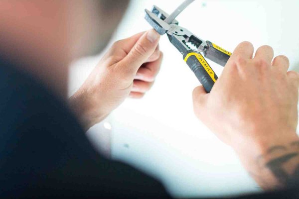 Плоскогубці FatMax® 6-in-1 комбіновані (шість функцій в одному інструменті) довжиною 200 мм STANLEY FMHT0-75469
