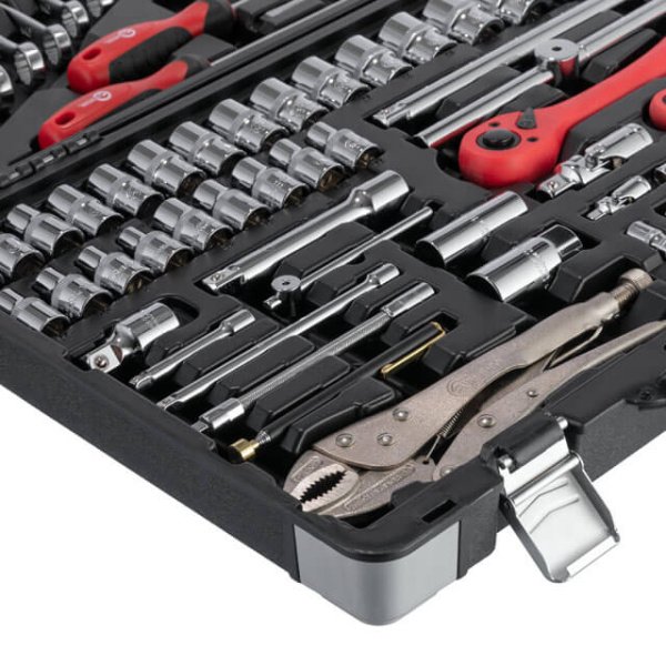 Набір інструментів, проф., 1/2" + 1/4", Cr-V, 101 од., головки: 4-32 мм, E4-E18, біти 21 од., ключі: 8-24 мм, кейс INTERTOOL ET-7101