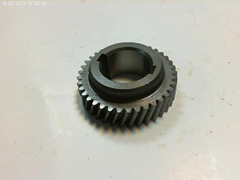 Шестерня Makita HR4001