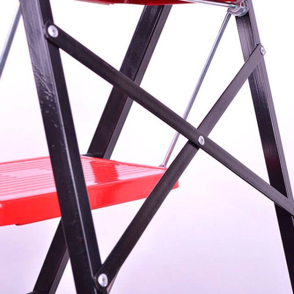 Стрем'янка, 4 сходинки 300x200мм INTERTOOL LT-0044