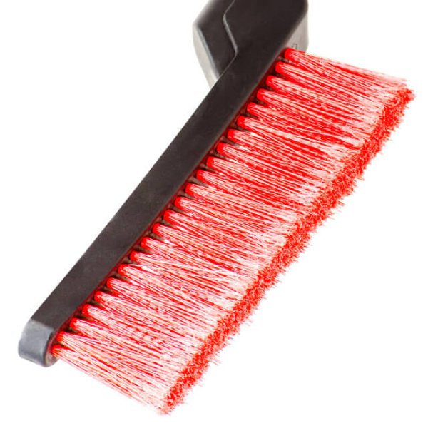 Щітка зі скребком, 61 см INTERTOOL AT-0115