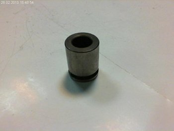 Боёк Makita