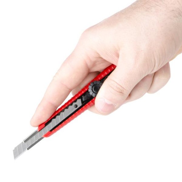 Ніж сегментний, 9 мм, металева напрямна, гвинтова фіксація INTERTOOL HT-0511