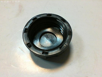 Кришка маслобака Makita UC4020